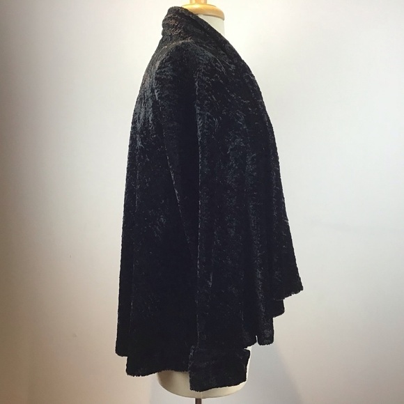 Connected black swing crushed velvet open front unstructured jacket. Size S - Picture 2 of 6
